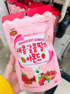 Korean Strawberry Flavor Almond 180g